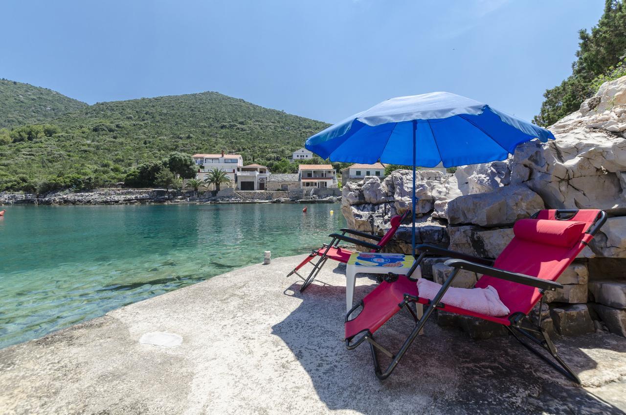 Apartments Dinko Gdinj Εξωτερικό φωτογραφία