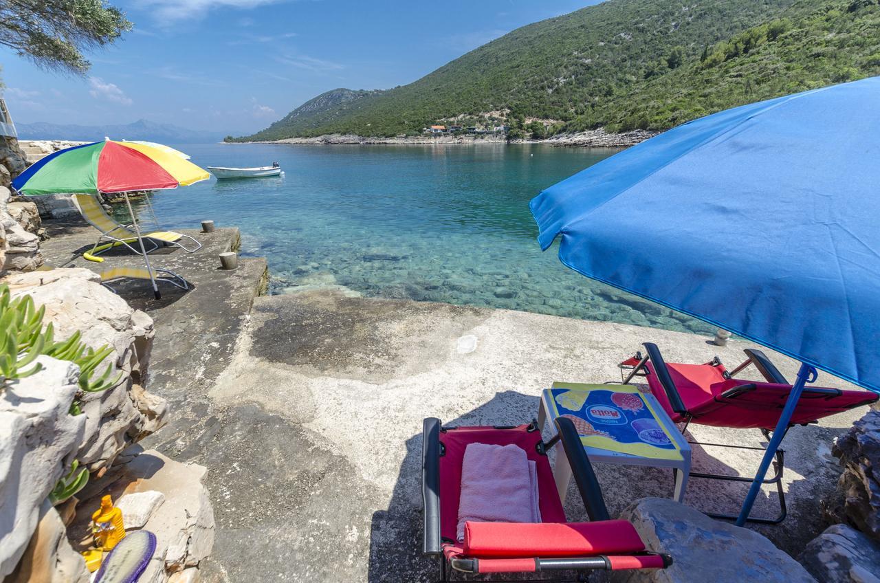 Apartments Dinko Gdinj Εξωτερικό φωτογραφία